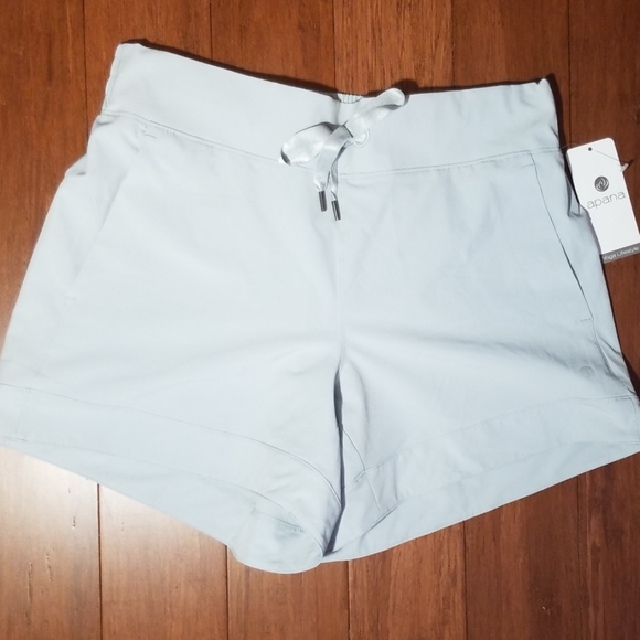 apana shorts women